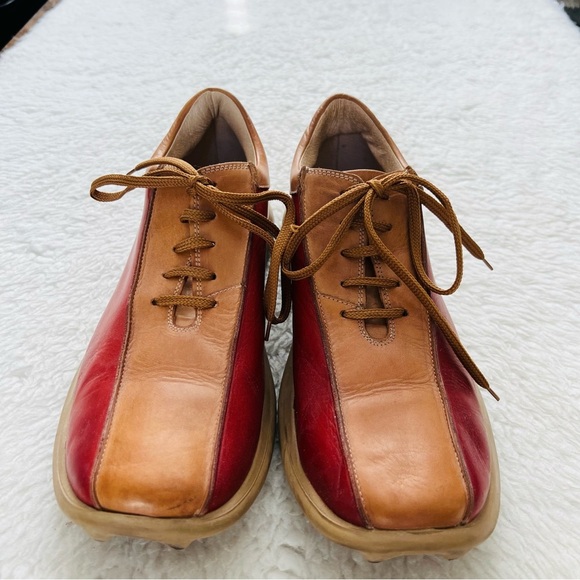 Reaction Kenneth Cole Other - Reaction Kenneth Cole 2 Tone Red/Brown Leather Lace Up Chunky Shoes Size 9.5 M